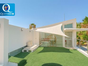 Villa zum Verkauf in La Huerta