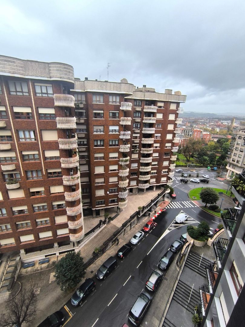 Exterior view of Flat for sale in Portugalete  with Heating, Terrace and Storage room