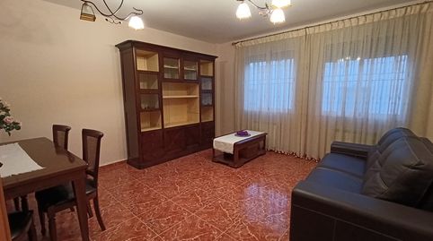 ESTUPENDA CASA ADOSADA