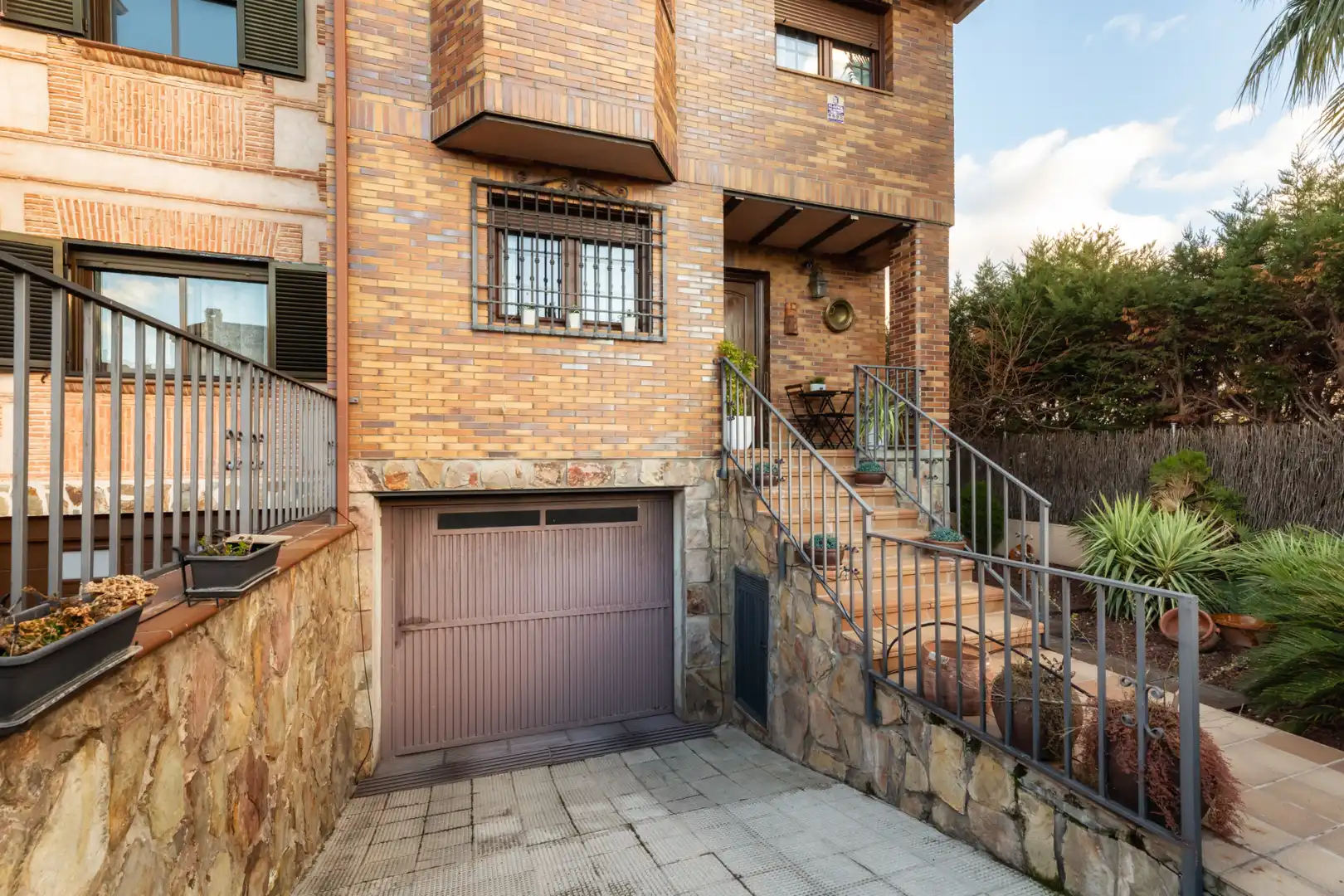Vista exterior de Casa o chalet en venta en Navalcarnero con Calefacción, Jardín privado y Terraza