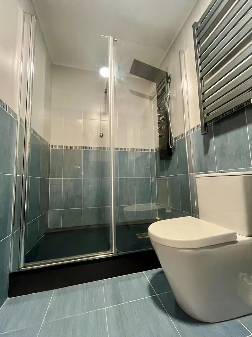 Bathroom of Flat for sale in Elche / Elx  with Air Conditioner, Heating and Furnished
