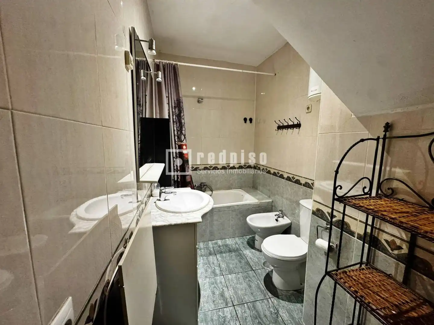 Bathroom of Houses for sale in Arbancón  with Air Conditioner, Heating and Terrace