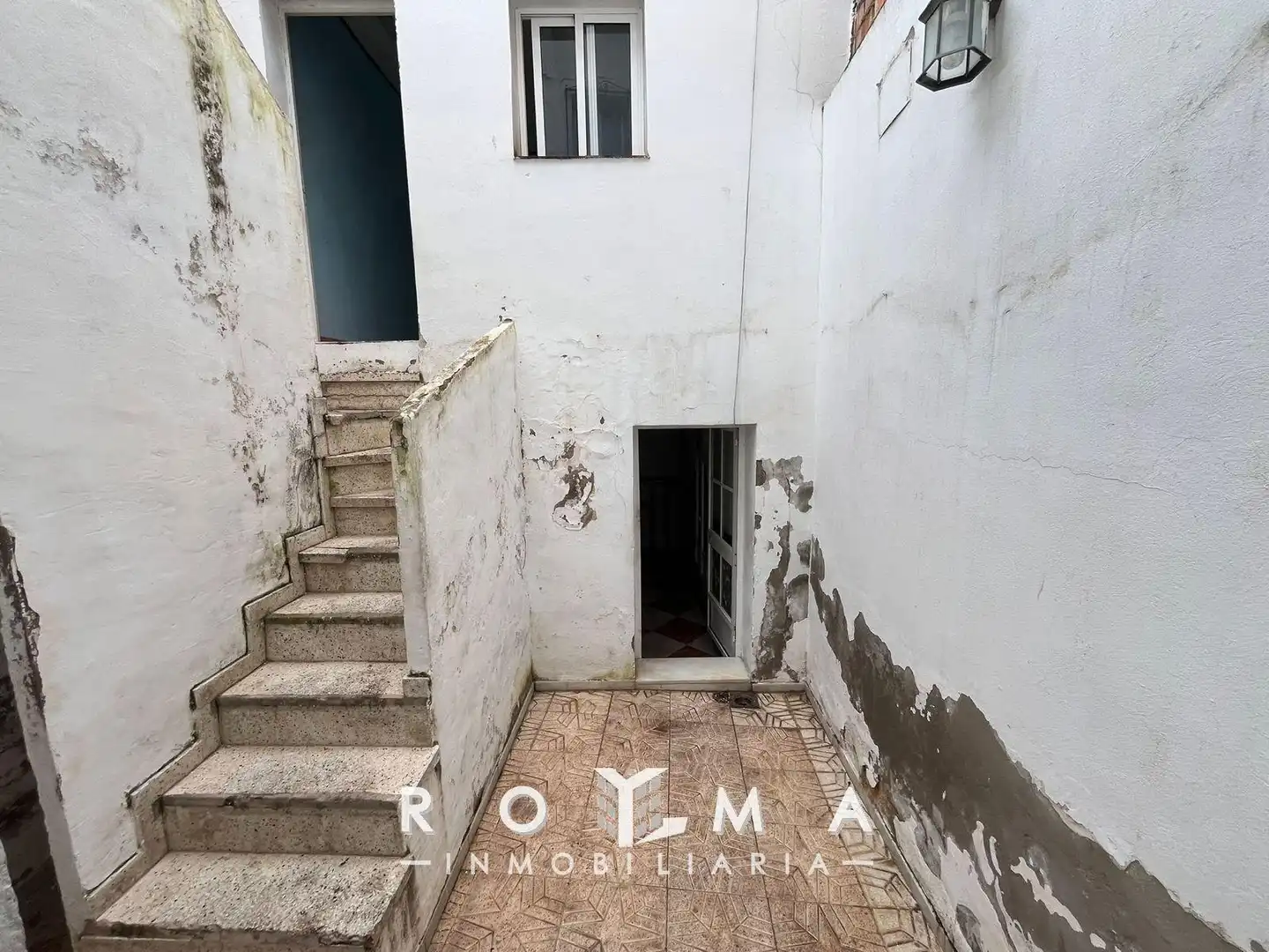 Exterior view of Detached homes for sale in Arahal