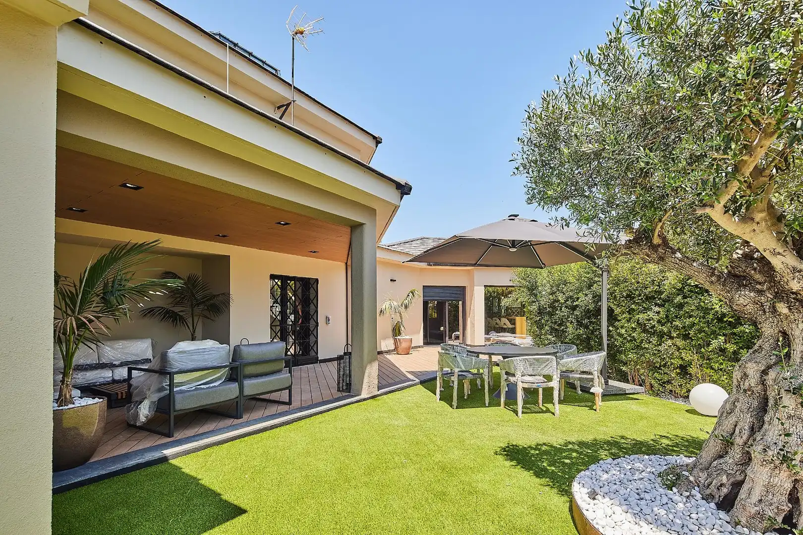 Terrassa de Casa o xalet en venda en El Puerto de Santa María amb Aire condicionat, Calefacció i Jardí privat