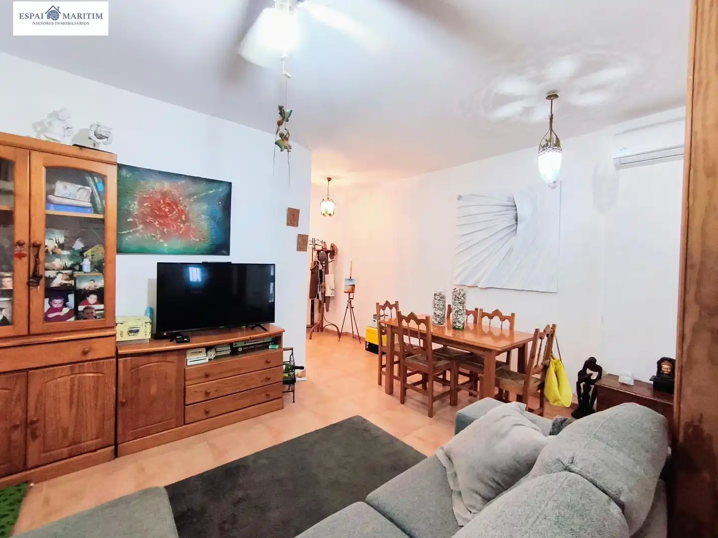 Living room of Houses for sale in Burjassot  with Air Conditioner, Terrace and Oven