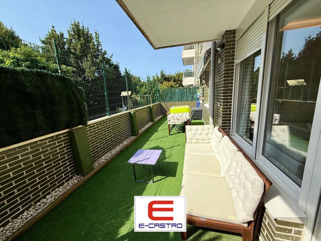 Terrace of Planta baja for sale in Castro-Urdiales  with Heating, Terrace and Furnished