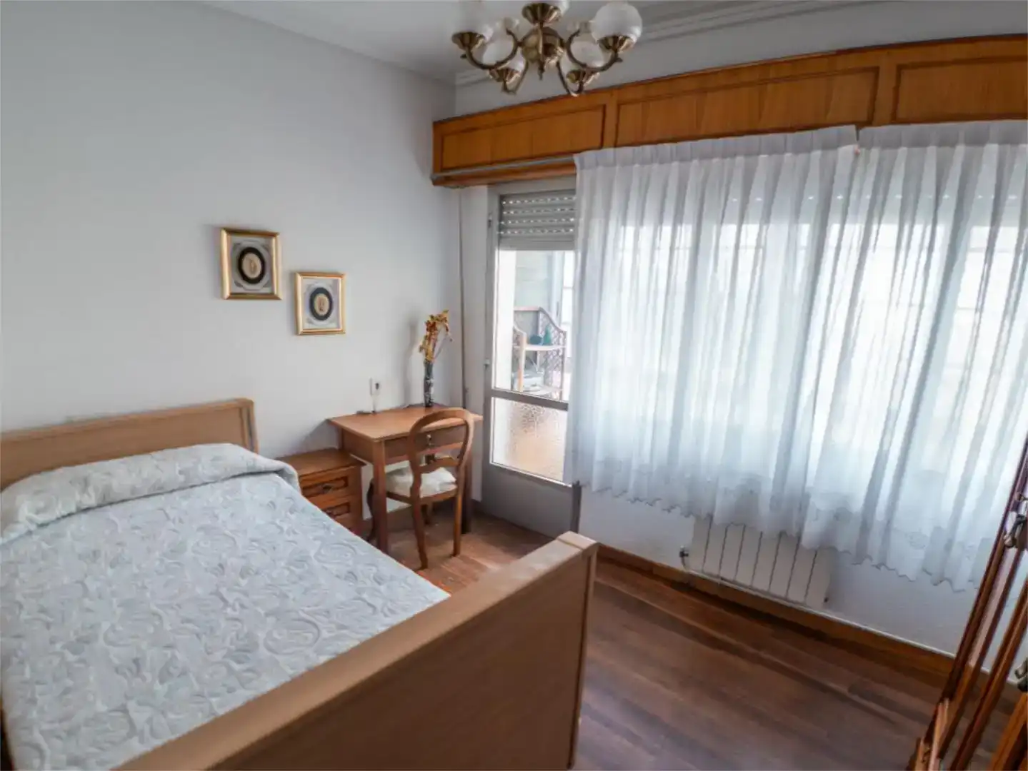 Habitación de Local en venta en Monterroso con Aire acondicionado, Parquet y Amueblado