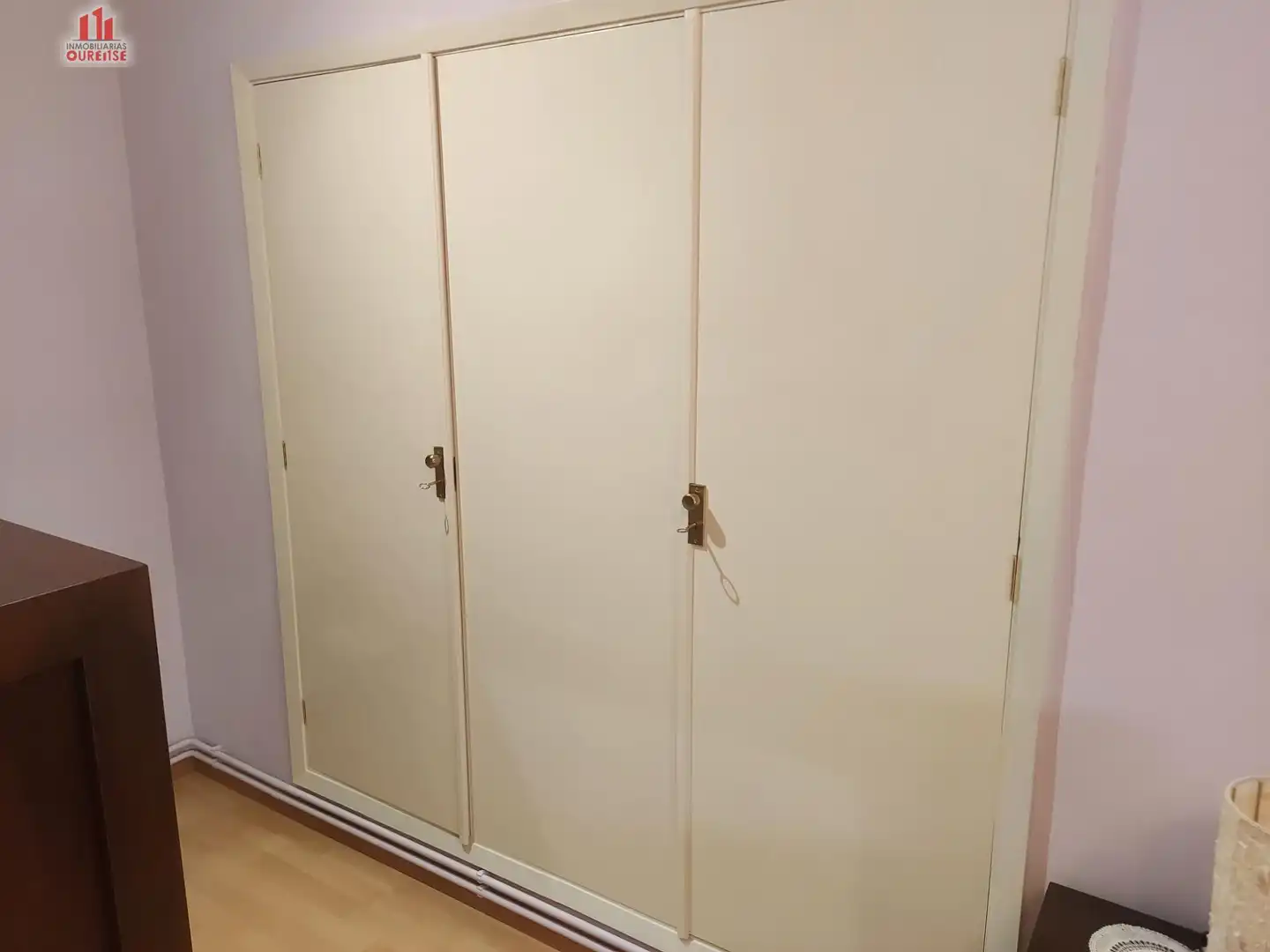 Habitación de Piso en venta en Ourense Capital  con Calefacción y Balcón