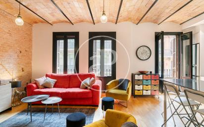 Sala d'estar de Pis en venda en  Barcelona Capital amb Calefacció i Balcó
