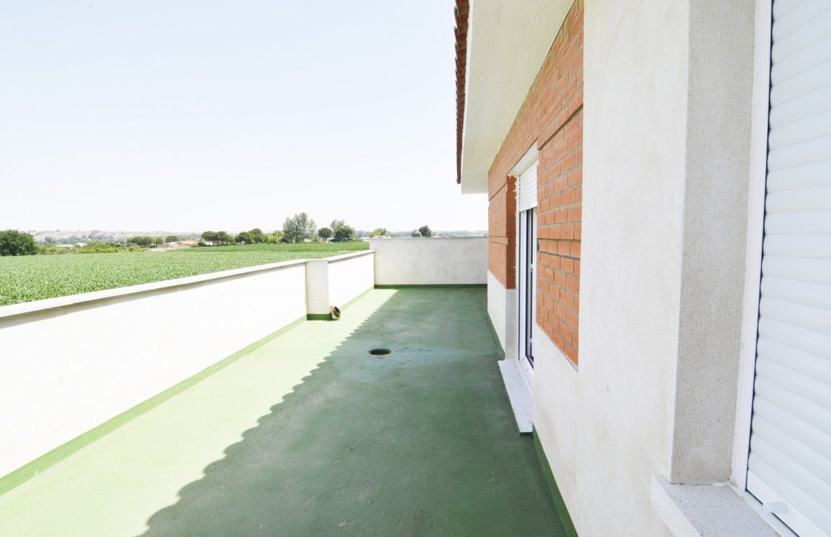 Terrassa de Casa o xalet en venda en Calvarrasa de Abajo amb Calefacció