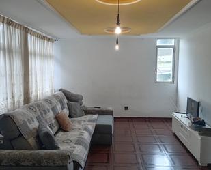 Sala d'estar de Casa adosada en venda en Fene amb Jardí privat, Terrassa i Traster