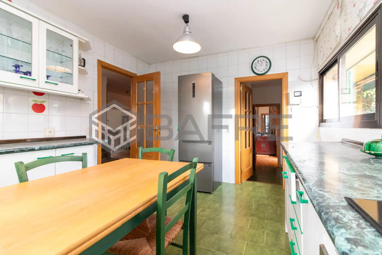 Cocina de Casa o chalet en venta en Navalagamella con Calefacción, Jardín privado y Terraza