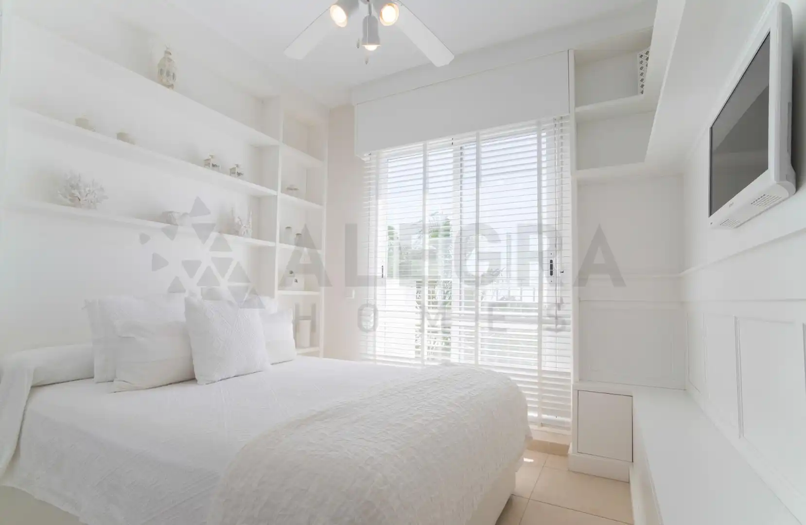 Habitación de Ático en venta en Rota con Aire acondicionado, Jardín privado y Terraza