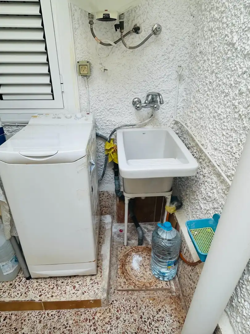 Bany de Casa o xalet en venda en San Pedro del Pinatar amb Aire condicionat, Jardí privat i Traster