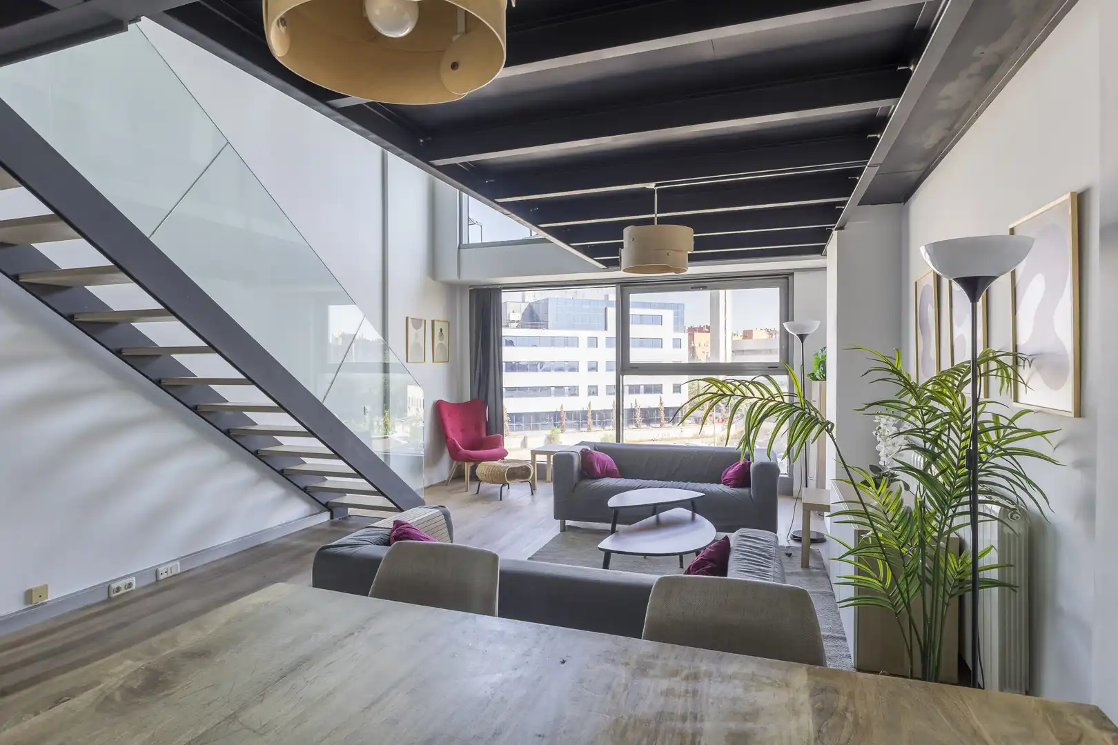 Sala d'estar de Àtic de lloguer en Alcobendas amb Aire condicionat, Calefacció i Terrassa