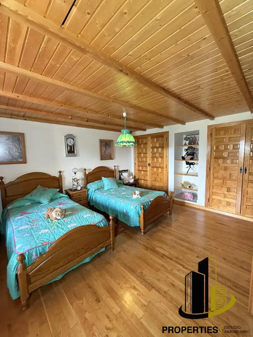 Habitación de Casa o chalet en venta en Linares de Riofrío