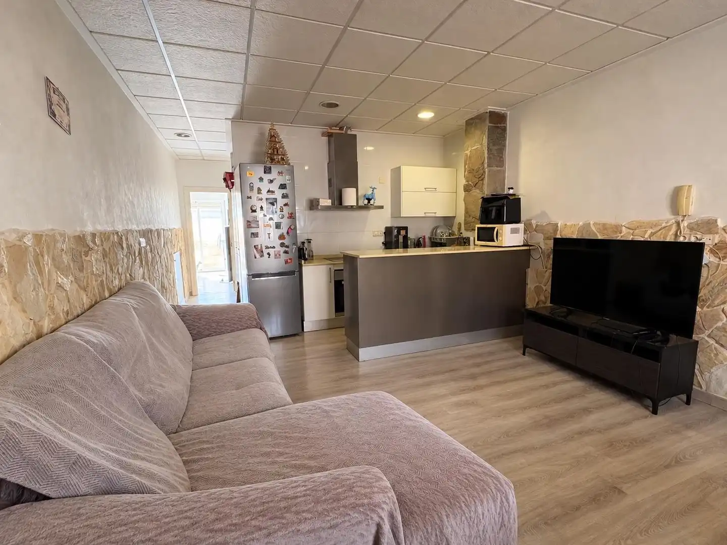 Casa a schiera con balcone in vendita a Calle NUEVA