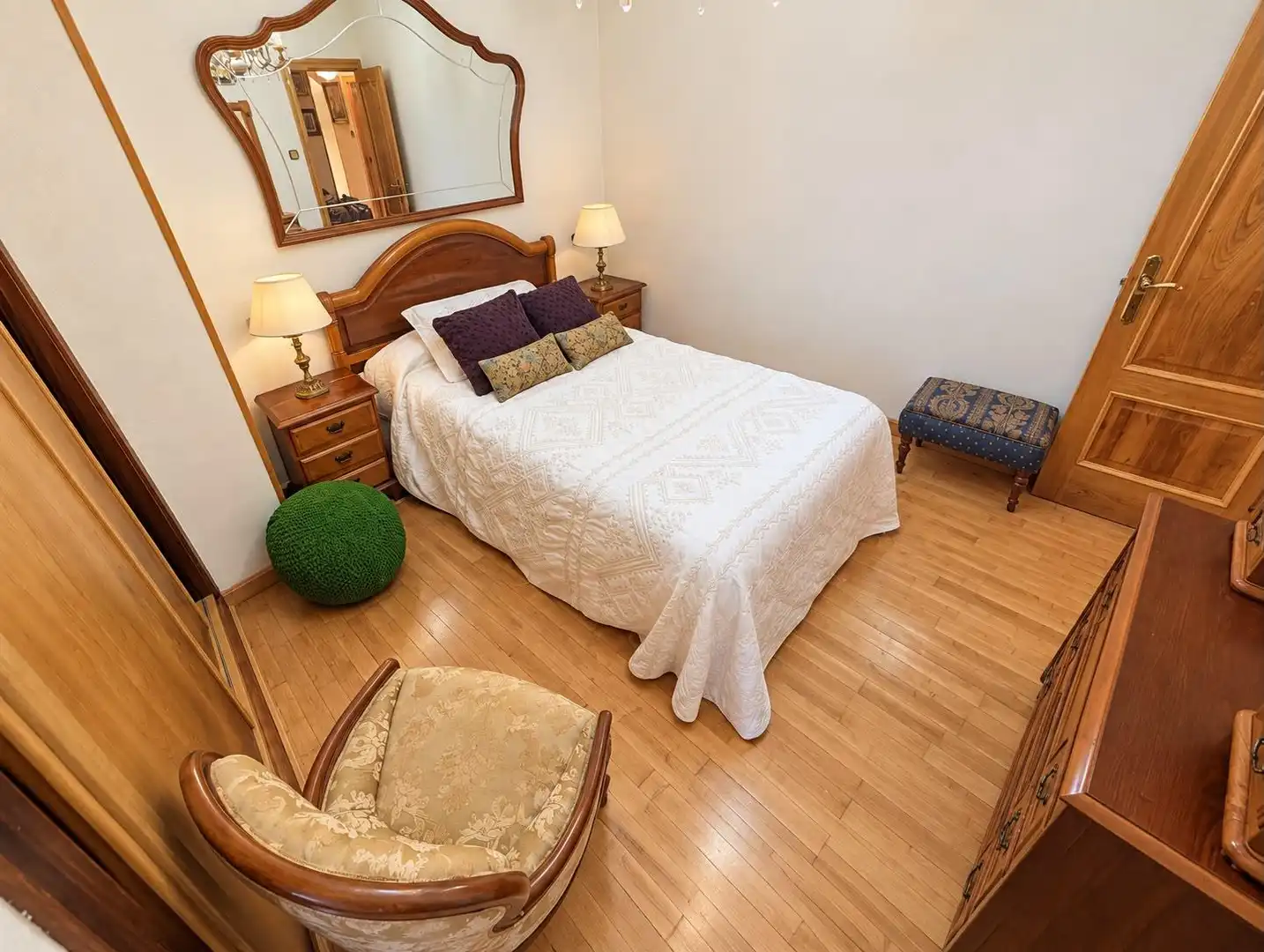 Habitación de Piso en venta en Ribadesella con Calefacción, Parquet y Terraza