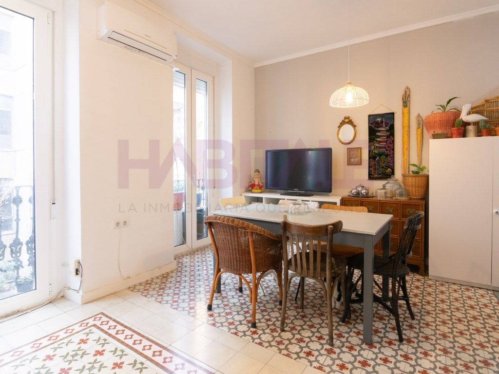 Flat for sale in Calle Villanueva Y Gascons, La Petxina