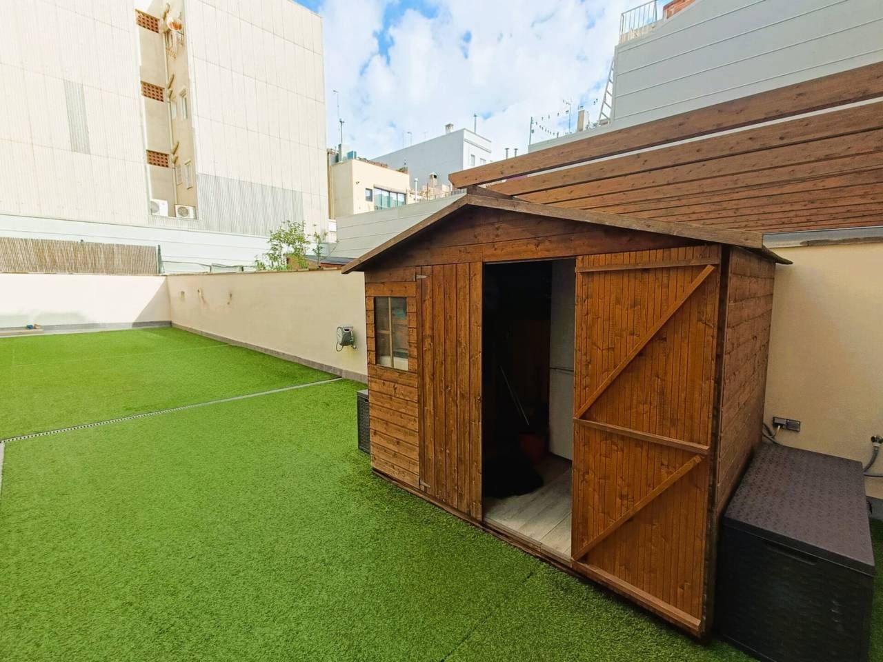 Garden of Flat for sale in Badalona  with Air Conditioner, Heating and Parquet flooring