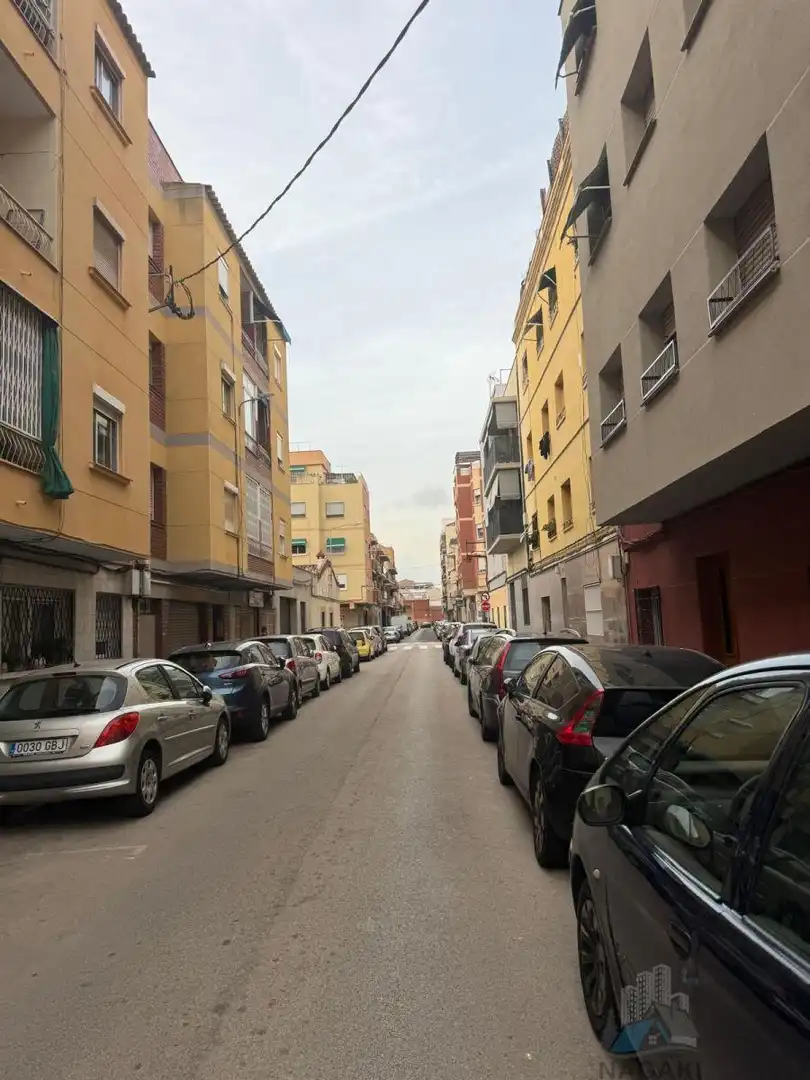 Vista exterior de Piso en venta en El Prat de Llobregat