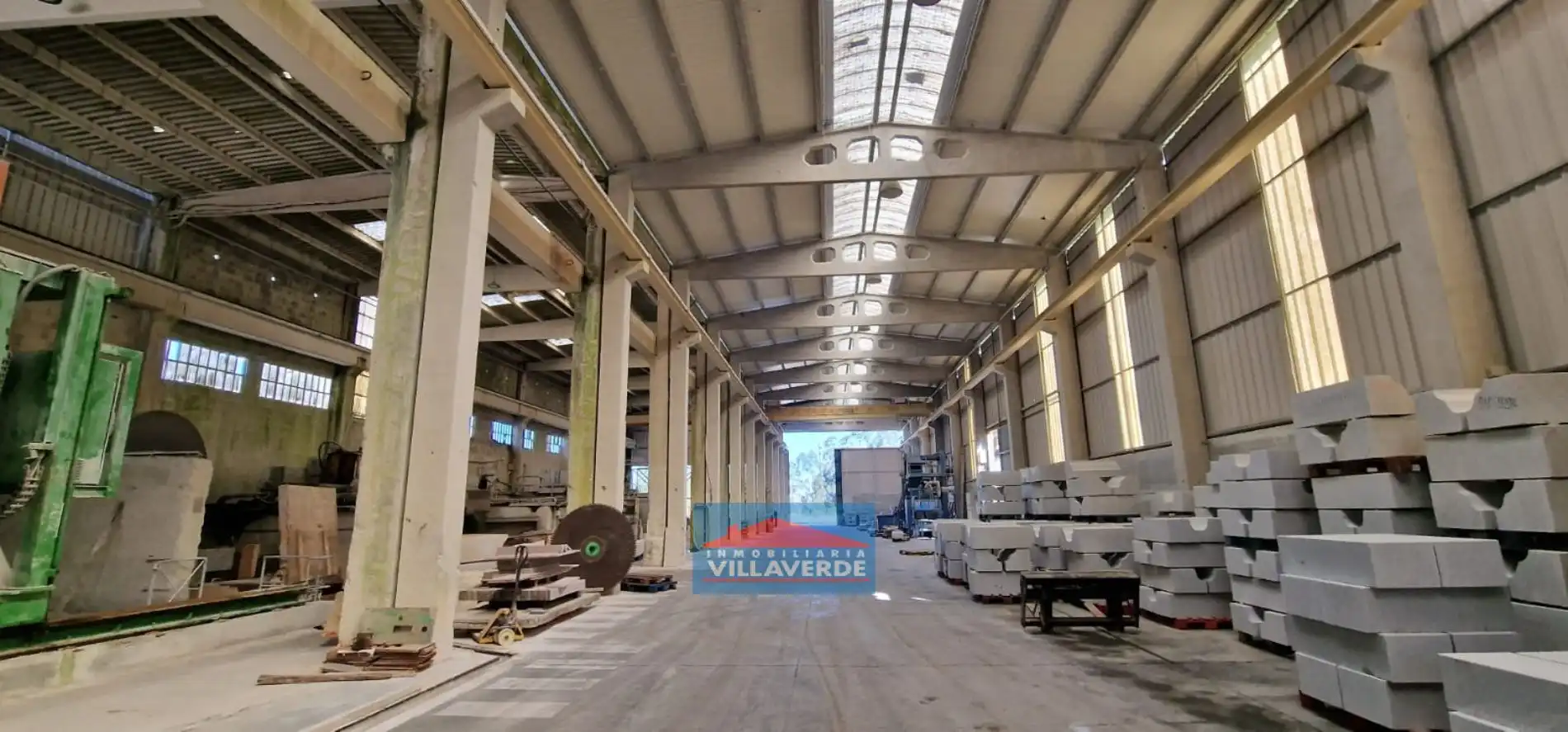 Exterior view of Industrial buildings for rent in Cangas 