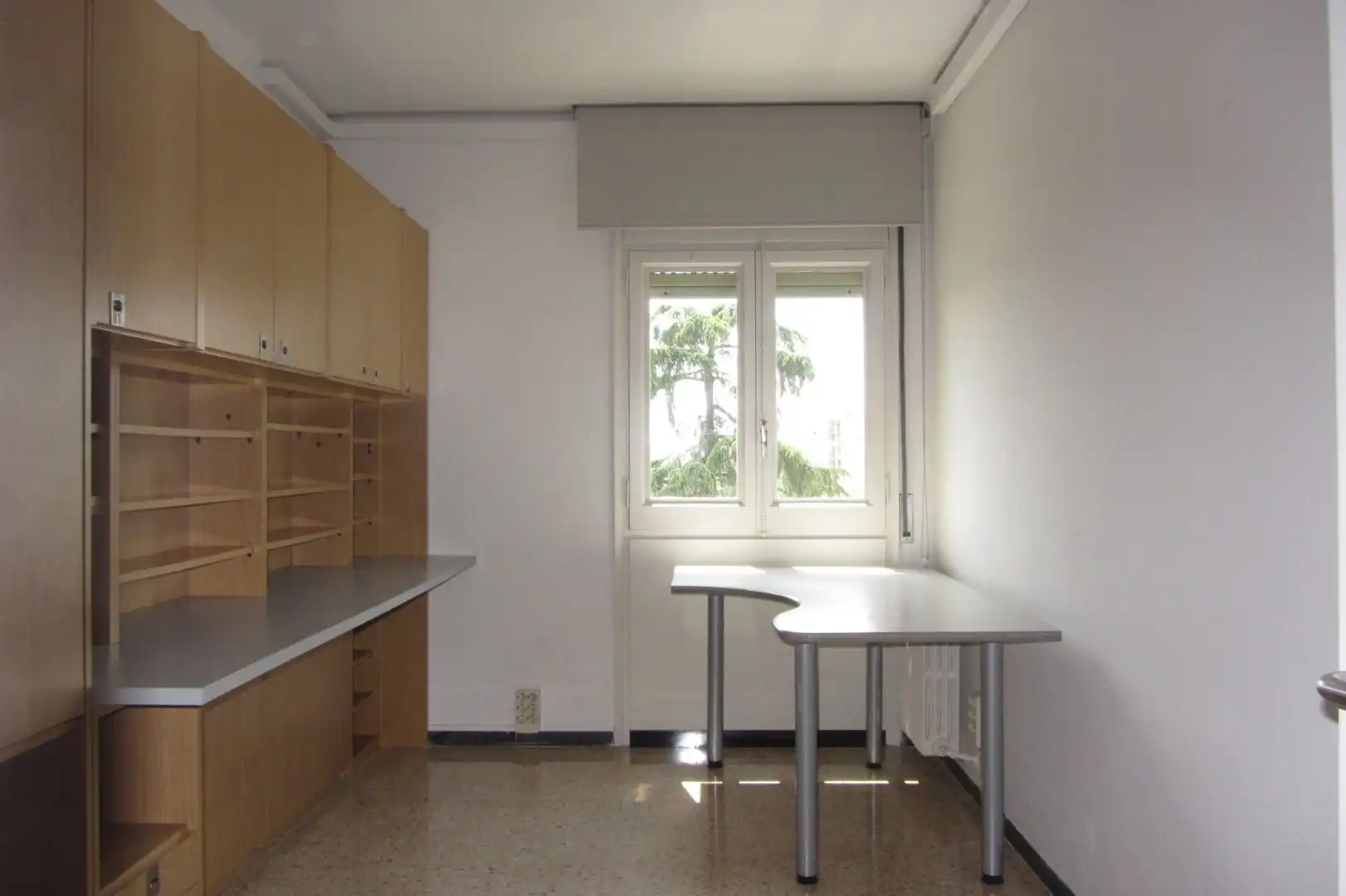 Cocina de Piso de alquiler en Girona con Aire acondicionado, Calefacción y Lavadora