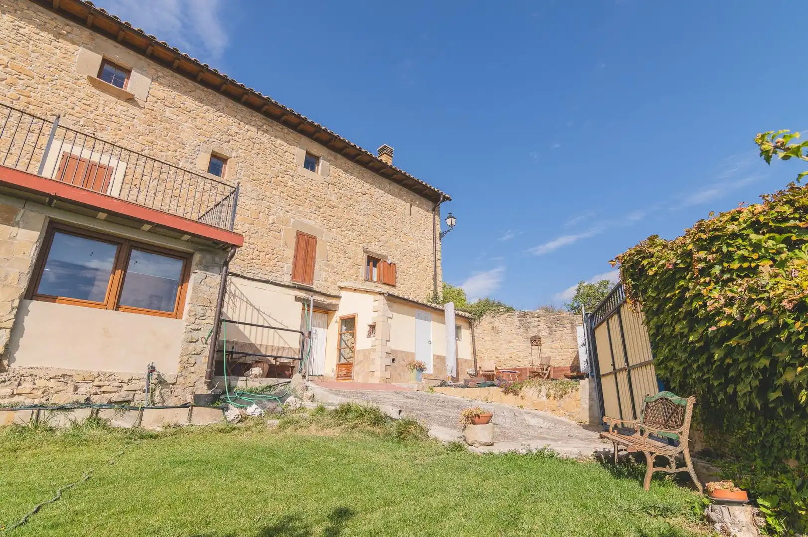Vista exterior de Finca rústica en venta en Eslava con Jardín privado, Terraza y Trastero