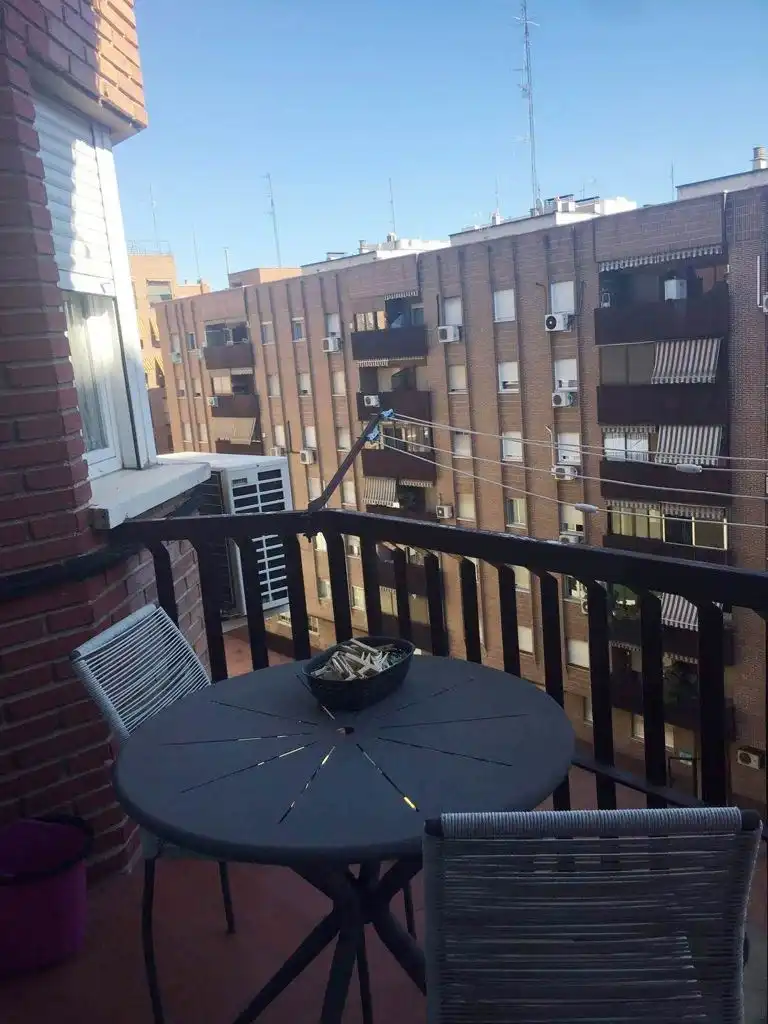 Pis de lloguer a PARROCO JULIO MORATE, Chopera