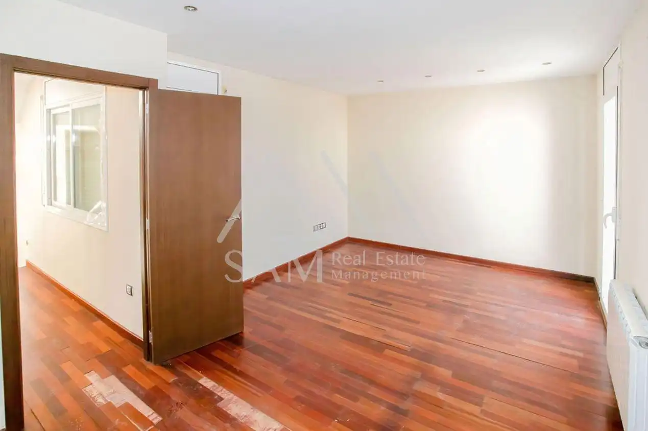 Bedroom of Detached homes for sale in Golmés  with Heating, Terrace and Balcony