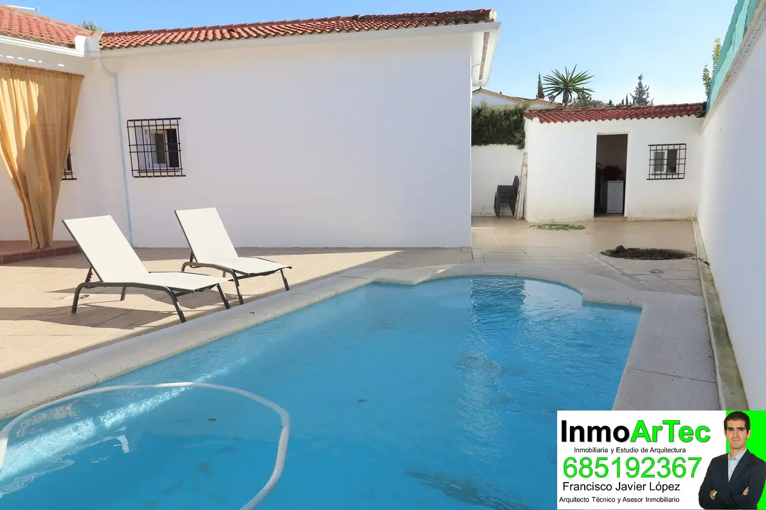Swimming pool of Houses for sale in Fuente Vaqueros  with Swimming Pool and Furnished