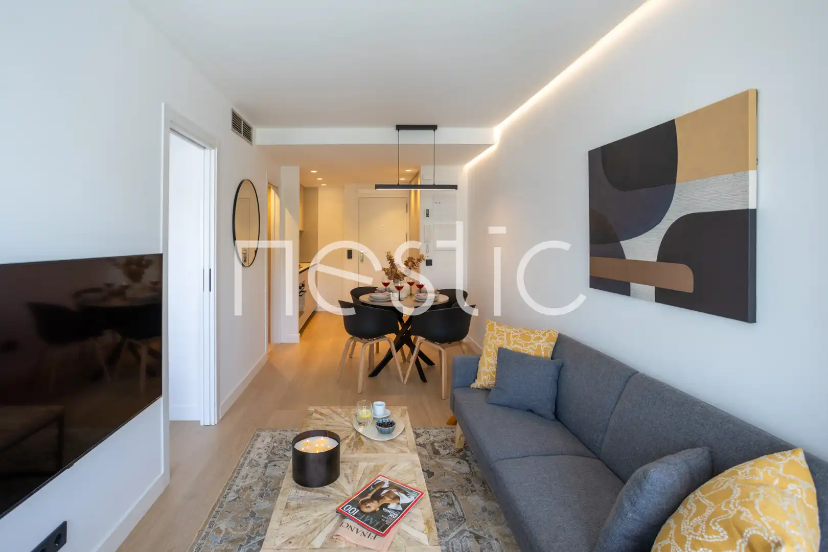 Sala d'estar de Apartament de lloguer en Madrid amb Aire condicionat, Calefacció i Moblat