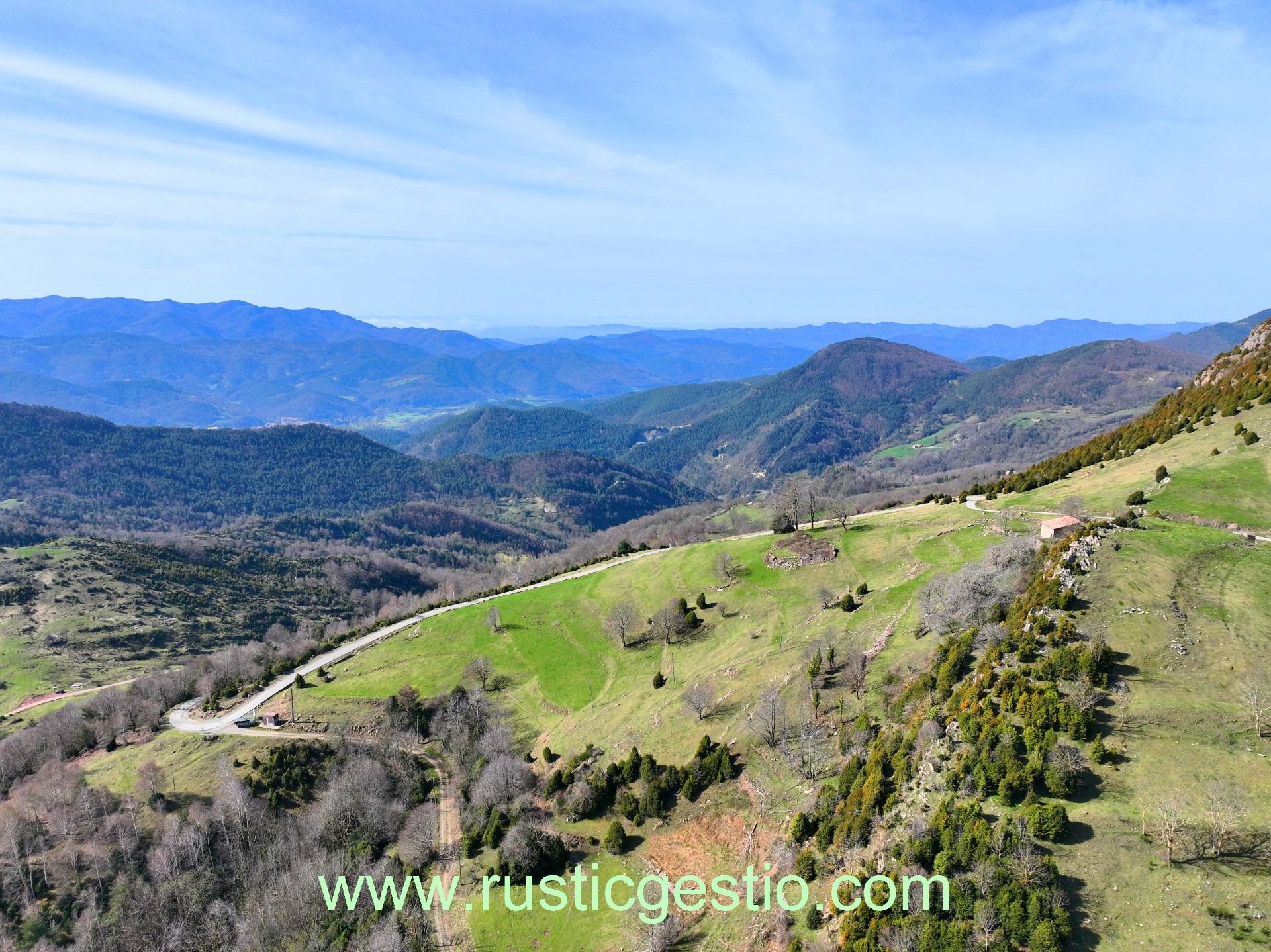 Country house for sale in Ogassa  with Private garden and Terrace