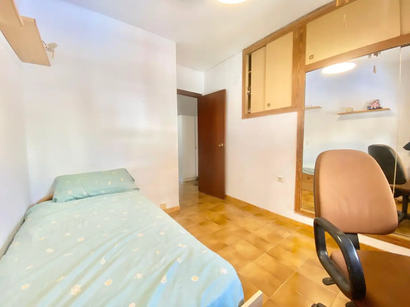 Habitación de Casa o chalet de alquiler en Benidorm con Aire acondicionado, Terraza y Piscina