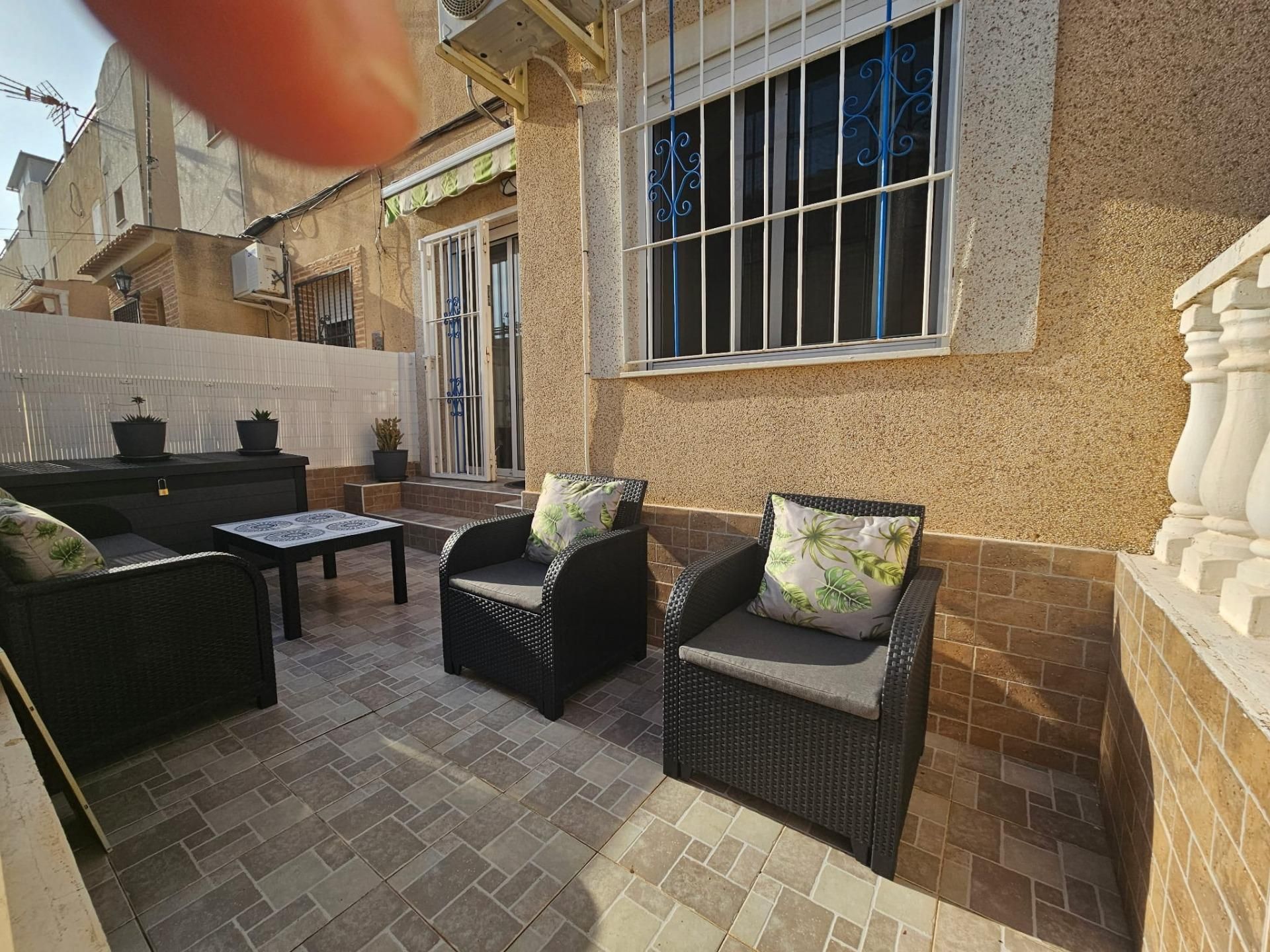 Terraza de Casa o chalet en venta en Torrevieja con Aire acondicionado, Jardín privado y Amueblado