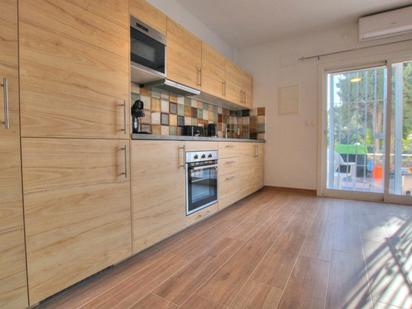 Cuina de Apartament en venda en Mijas amb Aire condicionat, Moblat i Piscina comunitària