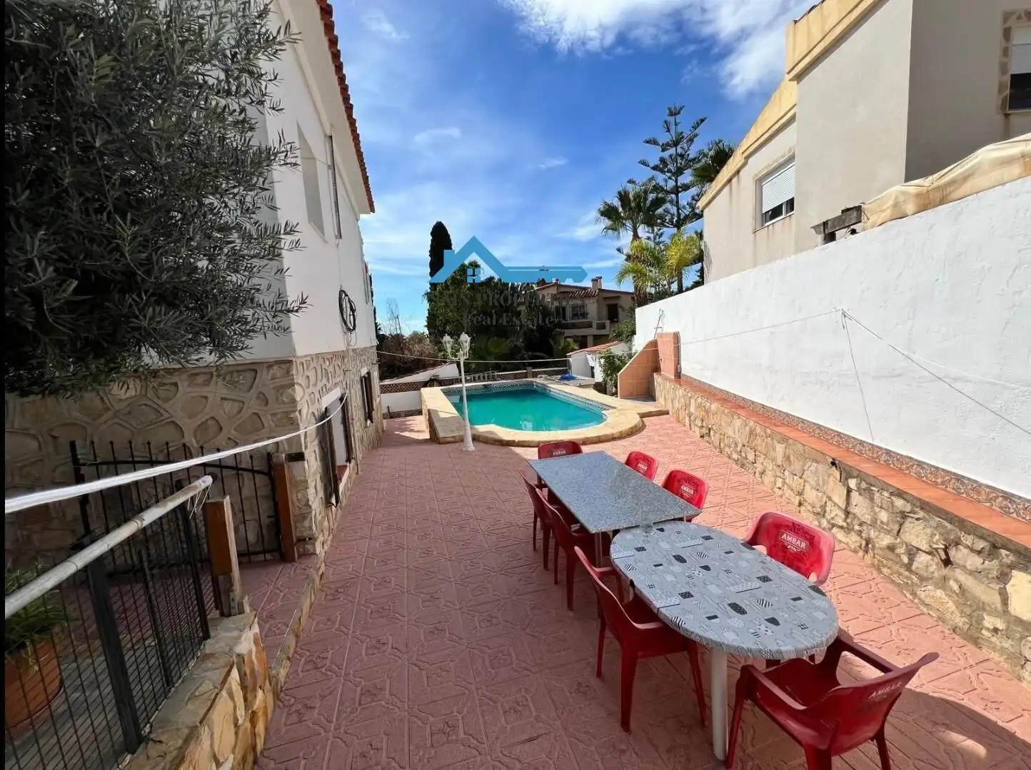 Vista exterior de Casa o chalet en venta en La Nucia con Aire acondicionado, Calefacción y Jardín privado