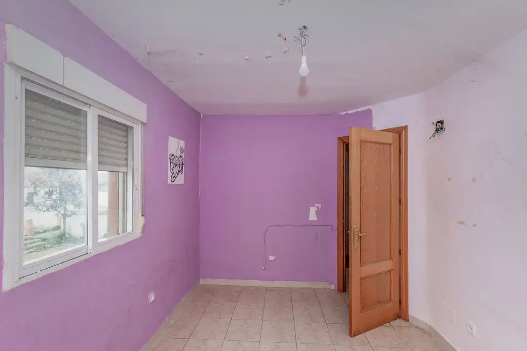 Dormitori de Casa adosada en venda en Alcoba amb Aire condicionat
