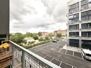 Außenansicht von Wohnung zur Miete in Madrid mit Klimaanlage, Heizung und Parkett