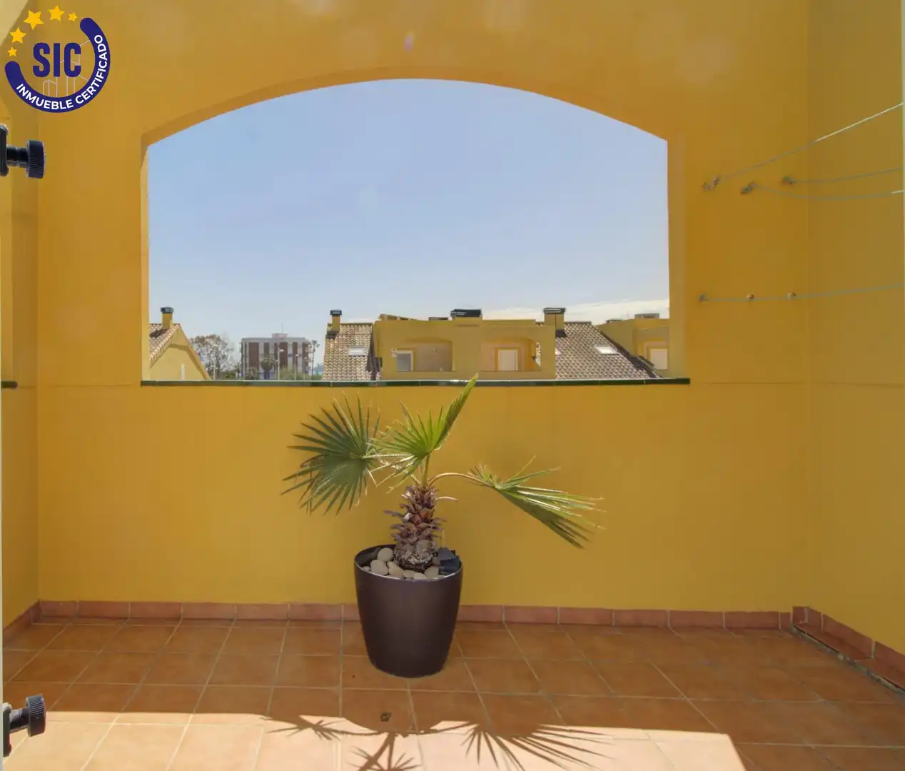 Terrassa de Casa adosada en venda en Sagunto / Sagunt amb Aire condicionat, Calefacció i Jardí privat