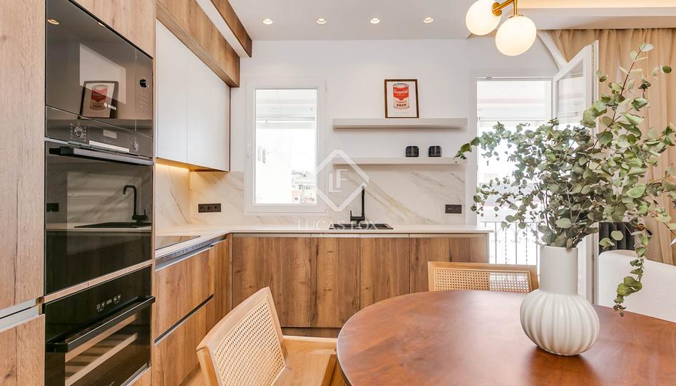 Foto 1 de Piso en venta en Recoletos, Madrid