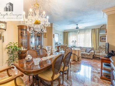 Piso con ascensor en venta en Ronda