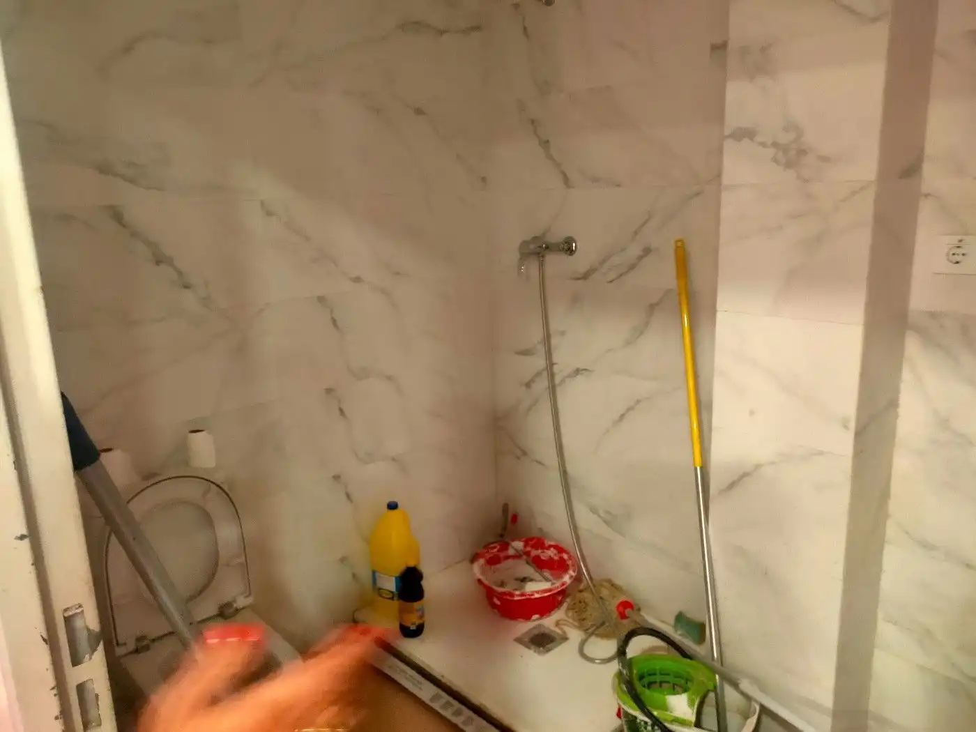 Badezimmer von Fabrikhallen zum Verkauf in Badalona mit Heizung
