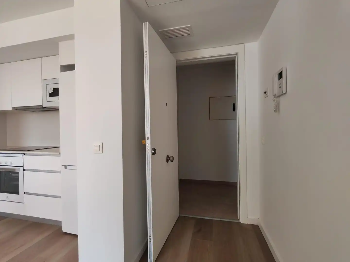 Wohnung mit Aufzug zur Miete in Calle Calle Miguel Senent Vivó 8, imagen 5