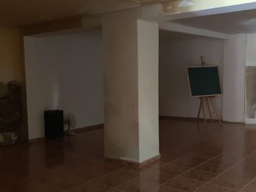 Local comercial en venda a San Claudio - La Chantría