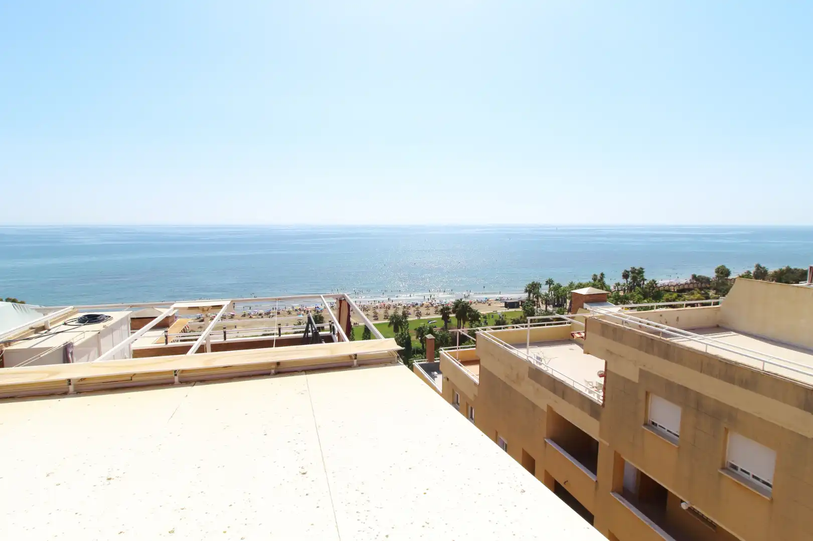 Terrassa de Apartament en venda en Oropesa del Mar / Orpesa amb Terrassa, Piscina i Moblat