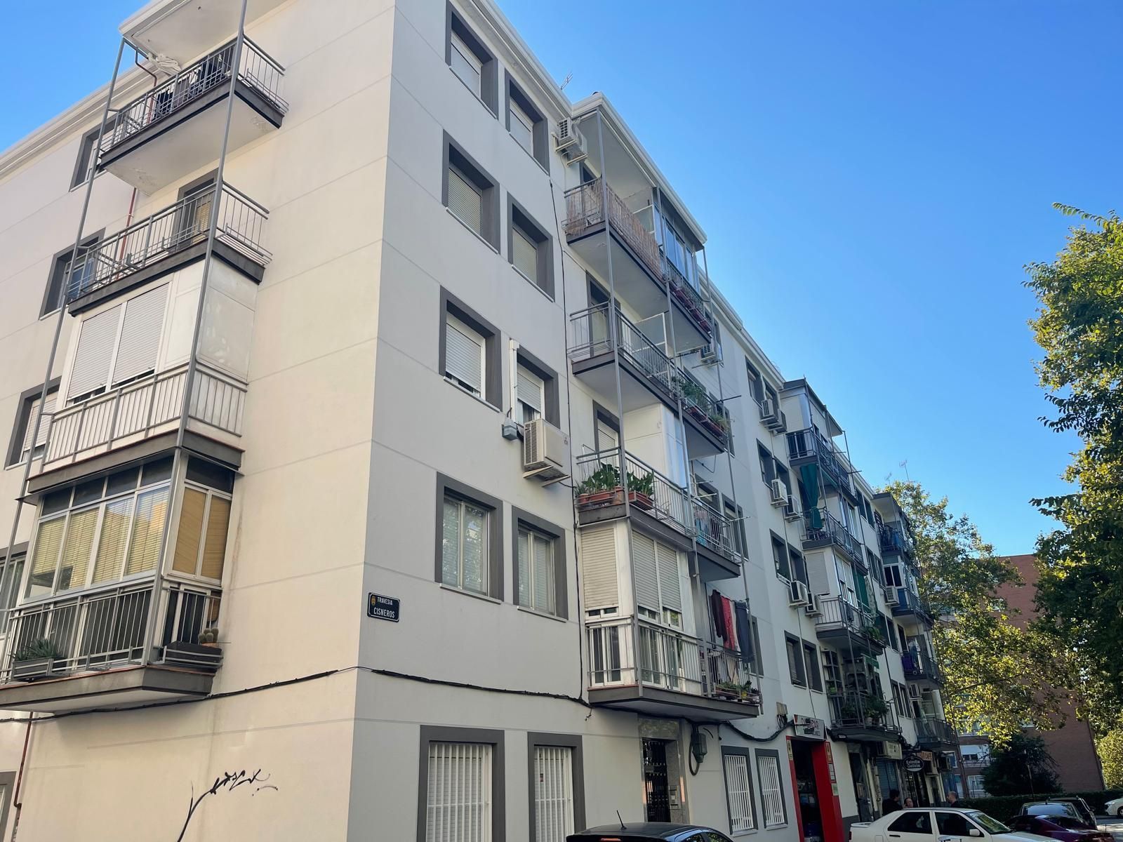 Exterior view of Flat for sale in Alcorcón  with Air Conditioner and Heating