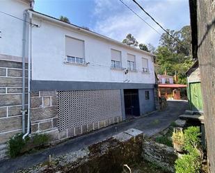 Vista exterior de Casa o xalet en venda en Melón amb Traster i Moblat
