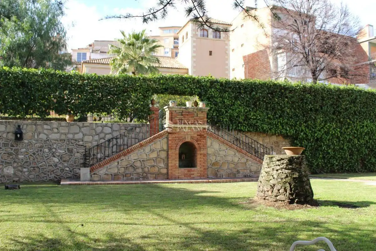 Jardí de Casa o xalet en venda en Segorbe amb Calefacció, Jardí privat i Terrassa