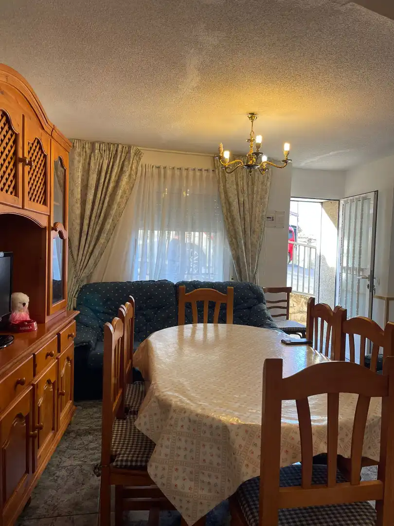 Comedor de Casa o chalet en venta en Valdeobispo con Terraza, Trastero y Amueblado